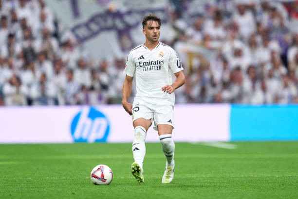 أسينسيو يشير إلى منافس ريال مدريد في دور الـ16 بدوري أبطال أوروبا قائلاً: لا يهمنا من سيكون خصمنا