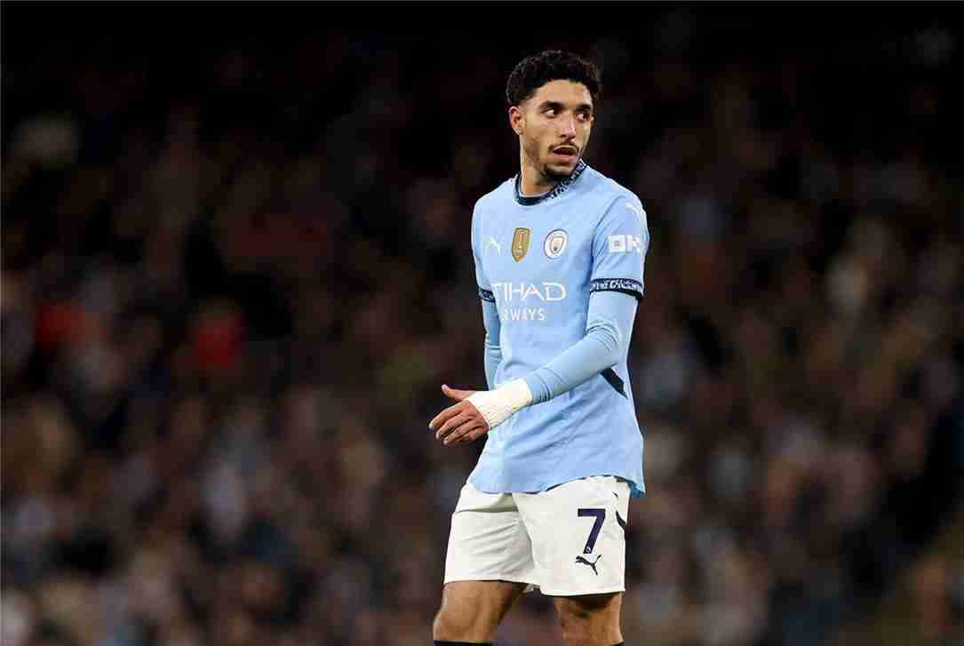 رسمياً: مرموش يفوز بجائزة لاعب الشهر في مانشستر سيتي