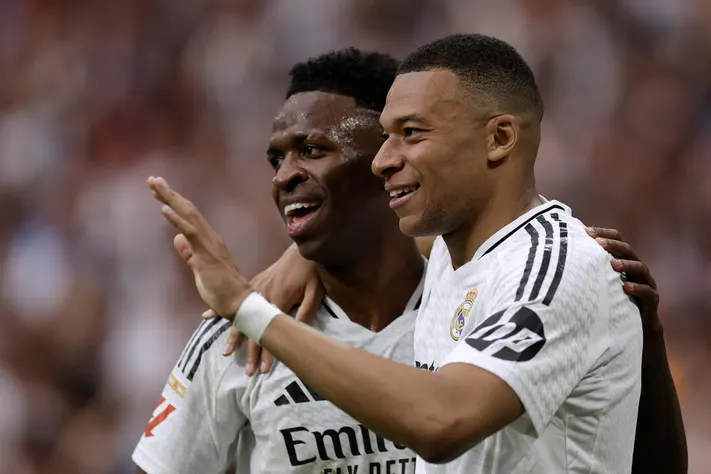 ريال مدريد يعلن عن مكافآت مجزية للاعبيه في حال الفوز بكأس العالم للأندية