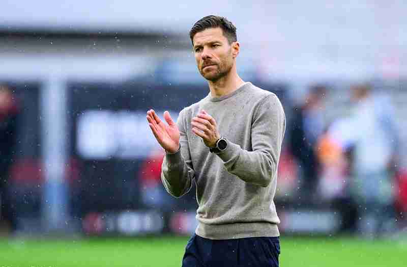إعلان ريال مدريد عن التعاقد مع ألونسو قريبًا