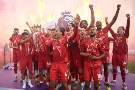 لاعب ليفربول يُبدي قلقًا بشأن مستقبله: كل ما يُقال عن تجديد عقده “غير صحيح”