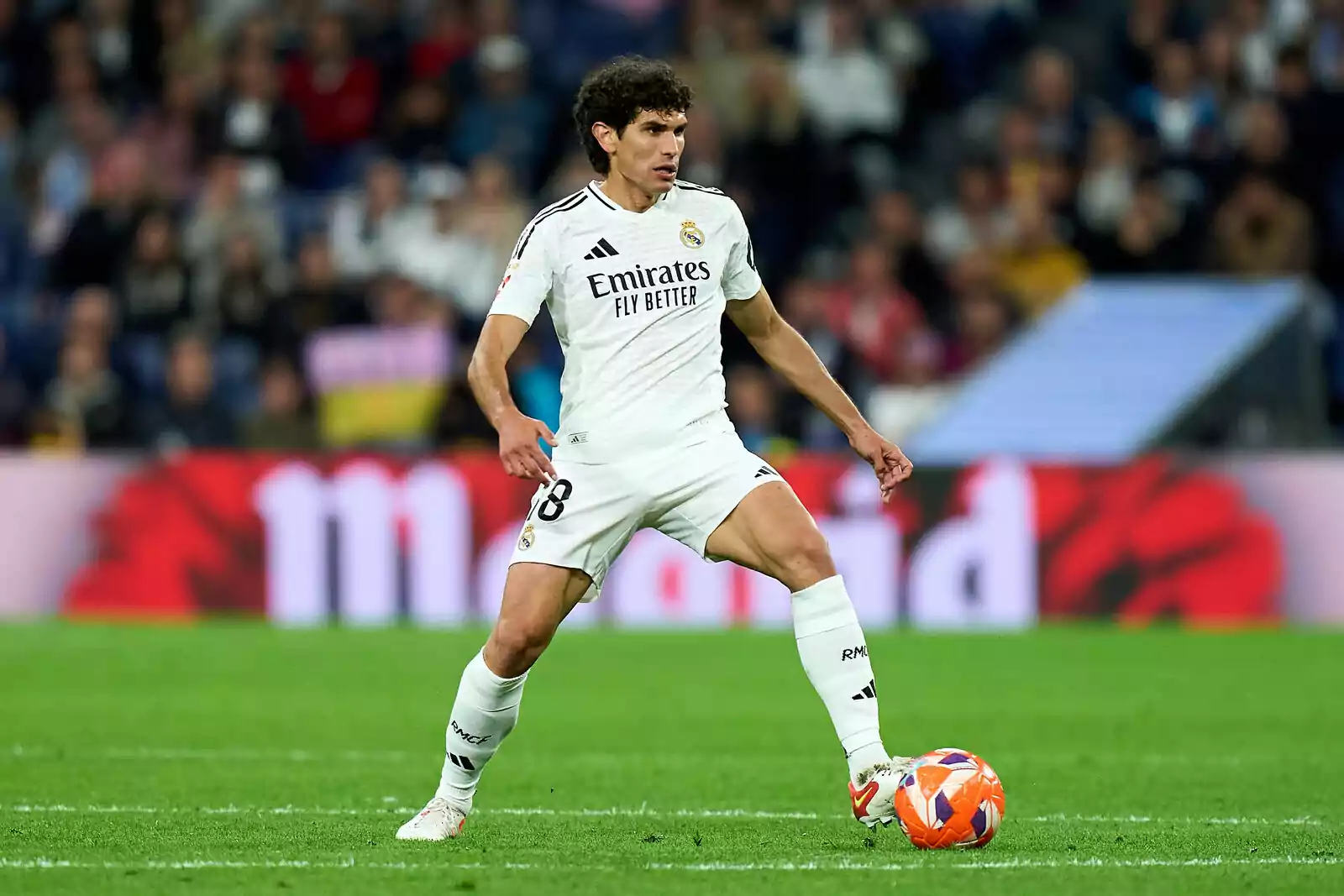ريال مدريد يعلن مغادرة المدافع خيسوس فاييخو