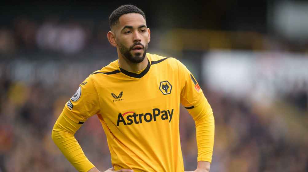 سبب أبعاد كونيا عن طريق ليفربول