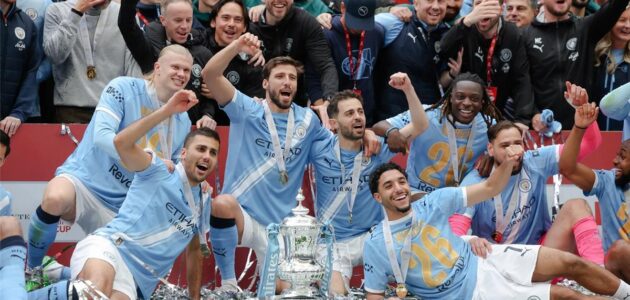 عرض فلكي يتخطى 120 مليوناً.. مانشستر سيتي يتحرك رسمياً لضم إليوت أندرسون